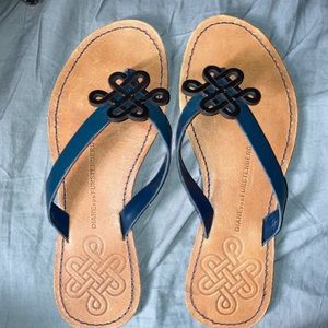 Diane Von Furtsenburg flip flops